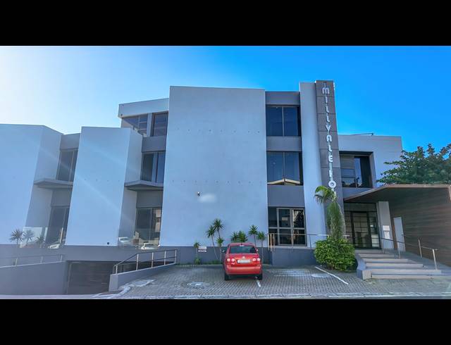 2,400M² BUSINESS CENTRE FOR SALE IN MILNERTON CENTRAL